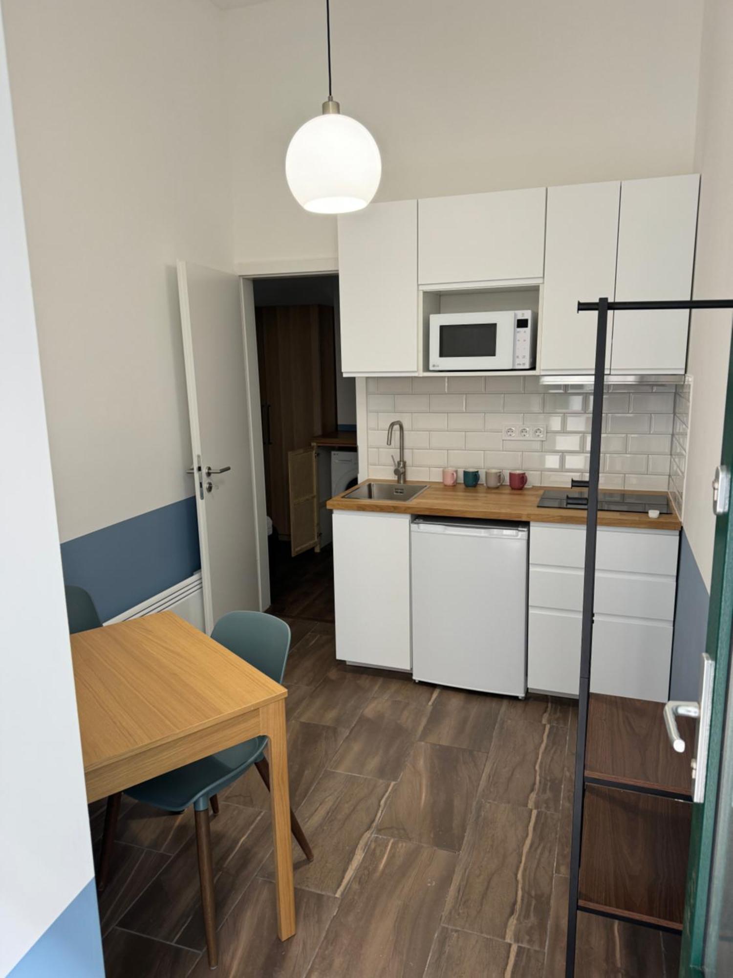 Designer Downtown Apartment Budapest Eksteriør billede